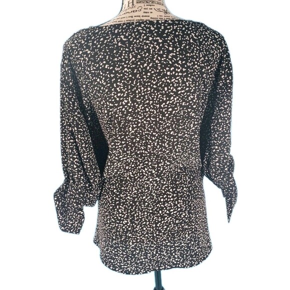 Womens XL Lightweight Top Short Sleeve V-Neck Flowy  Button Front Teacher  CeCe - Picture 4 of 16